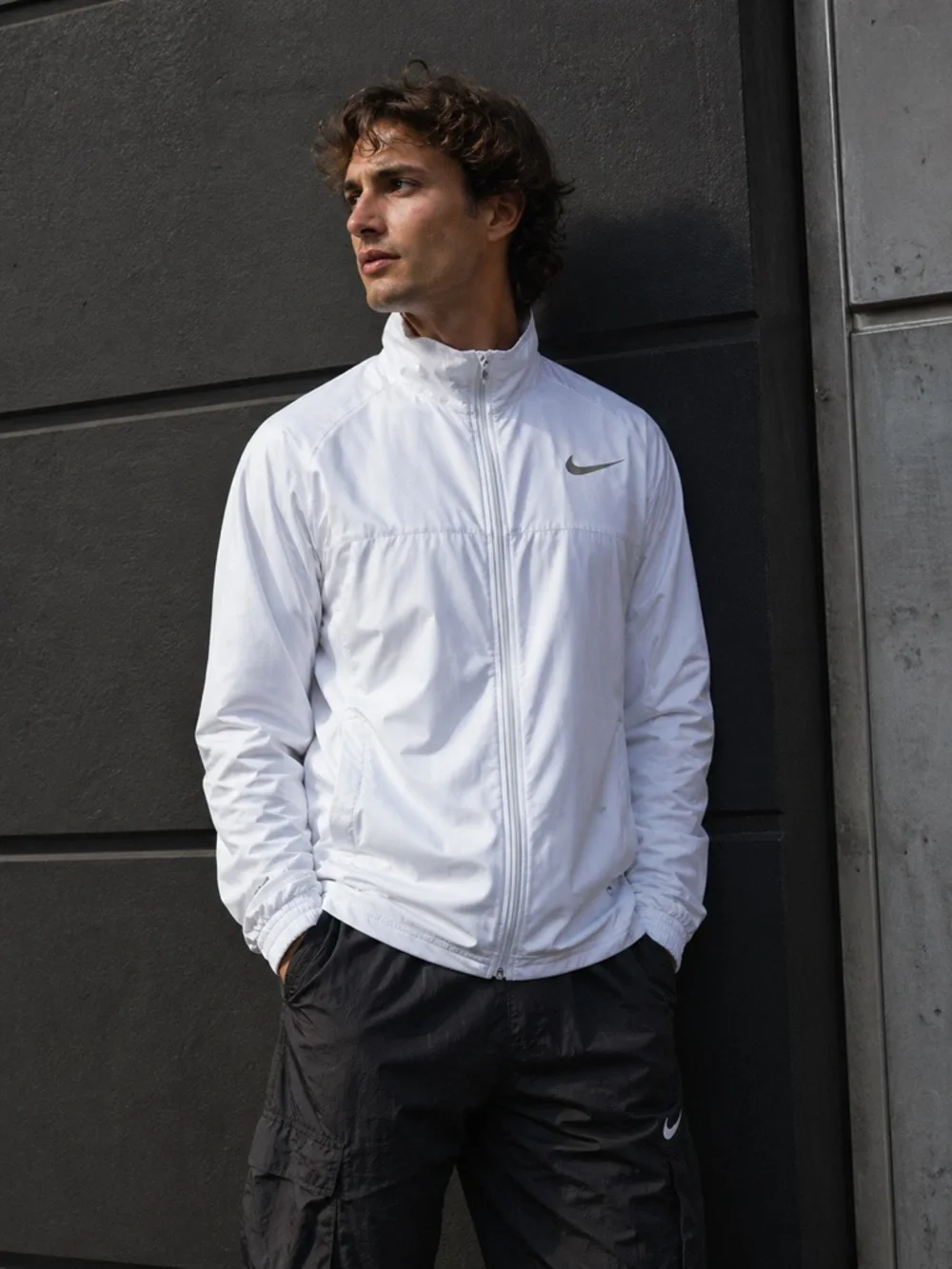 Nike Dri Fit Rafa Nadal Tennis Men’s White Lightweight Full-Zip Jacket‎